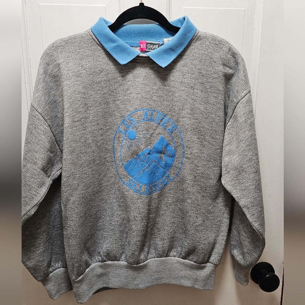 Vintage Les Alpes Ski Resort Collared Grey Sweatshirt Size Medium